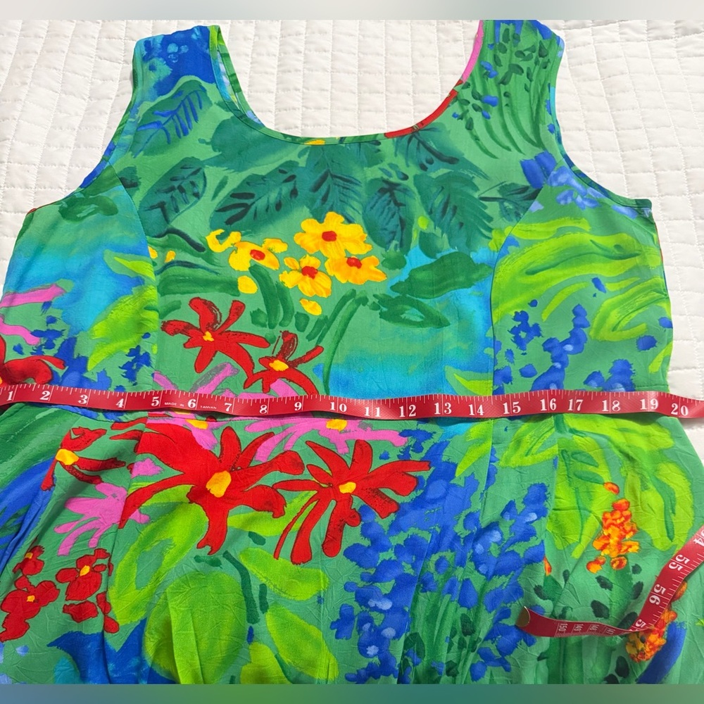 Vibrant Floral Midi Dress - Green and Red - Picture 8 of 11